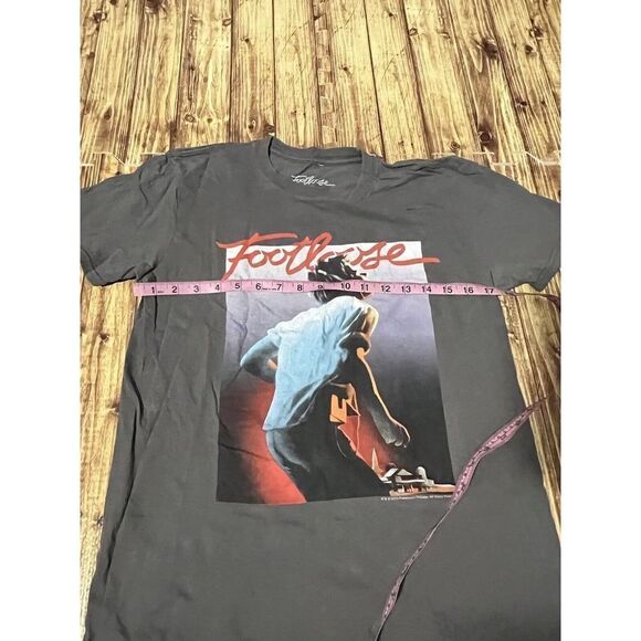 Footloose 2020 Paramount Pictures Gray Graphic T Shirt - Picture 7 of 7